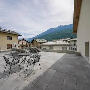  Appartamento Al Campanile - Valtellina - 15 Min Da Bernina Express